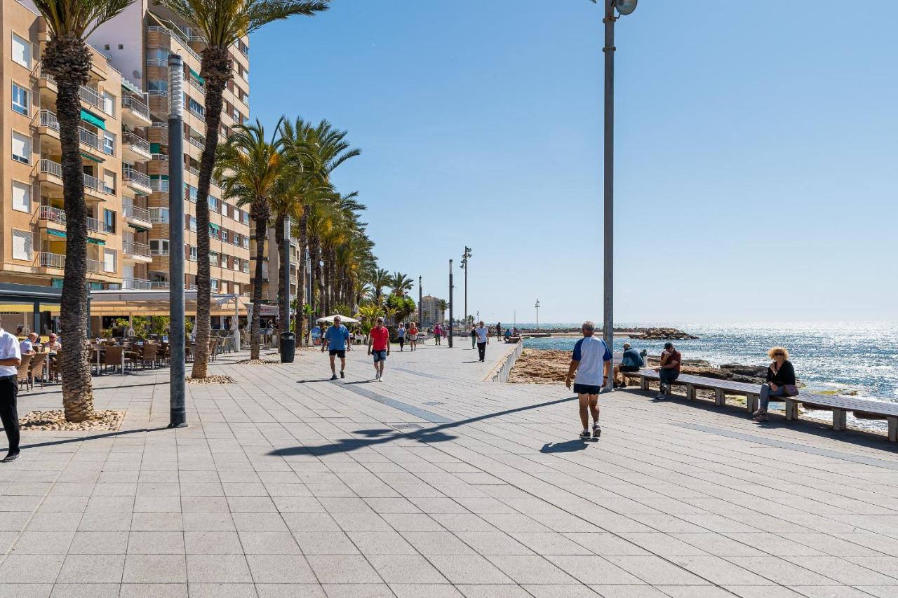 Apolo Beach Front - Sea View Luxury Apartment Torrevieja Bagian luar foto