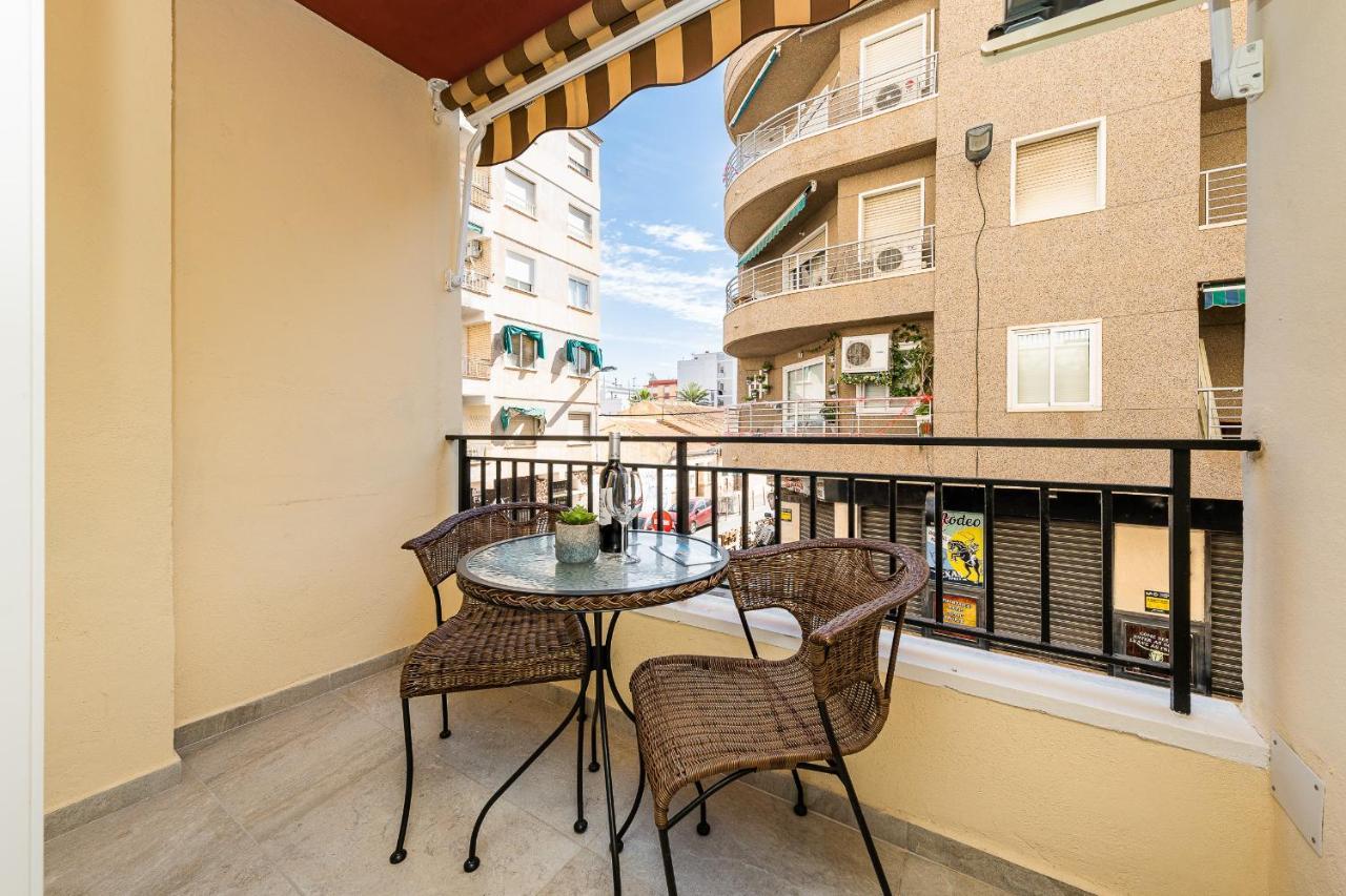 Apolo Beach Front - Sea View Luxury Apartment Torrevieja Bagian luar foto