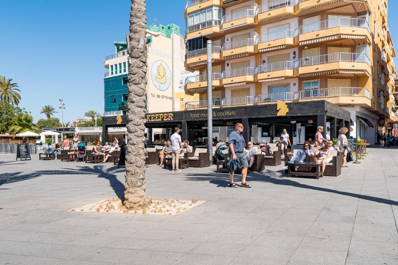 Apolo Beach Front - Sea View Luxury Apartment Torrevieja Bagian luar foto